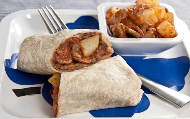 Receta de burritos de bistec con papas