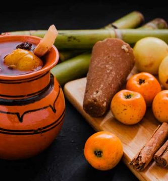 ponche de frutas navideño