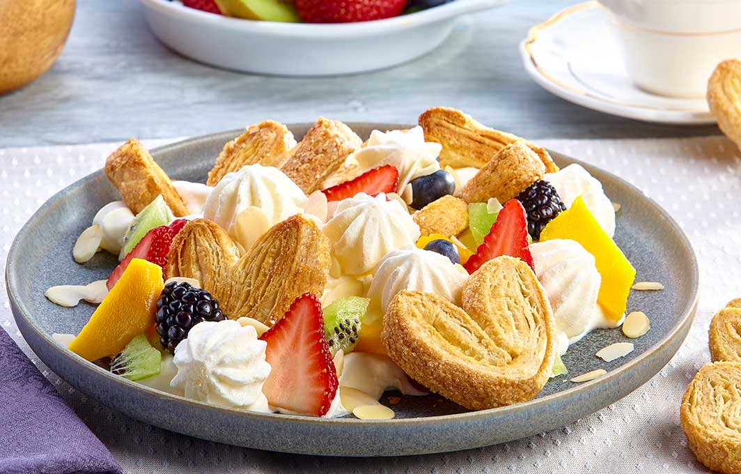 Pavlova de Frutas con Orejitas Mari&aacute;n&reg;