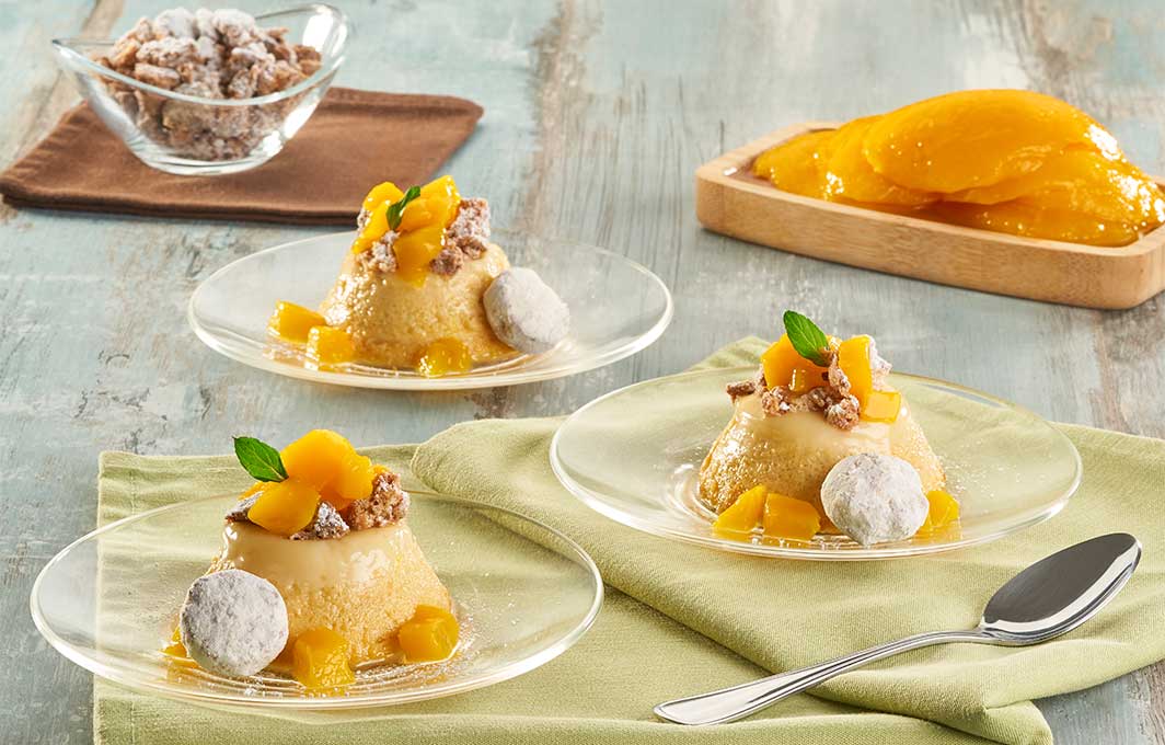 Flan de mango con crumble de nuez