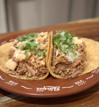 Los panchos, taco de carnitas